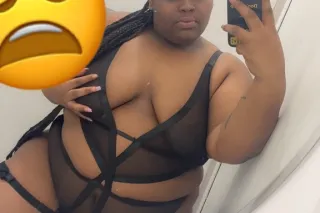 come have some fun💦🥰📿slipperyy when wet😌😛avaible now❗🔥BBW🍑😛 - Image 3
