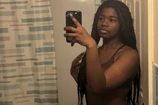 Sweet 21-Year-Old, Caring & Available - Image 1